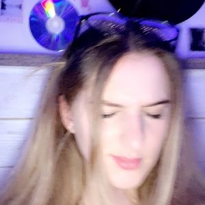 Meet your Posher, Grace